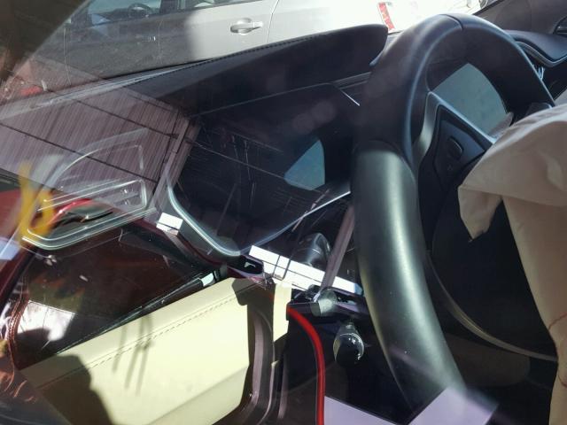 5YJSA1E18GF124462 - 2016 TESLA MODEL S RED photo 8