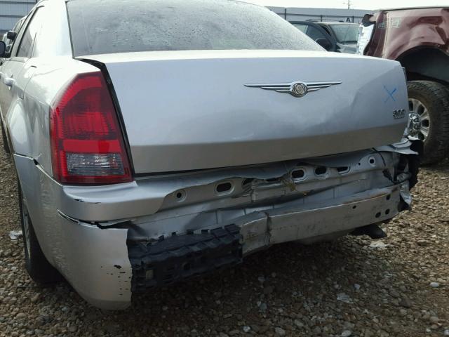 2C3KA53G26H528871 - 2006 CHRYSLER 300 TOURIN SILVER photo 9