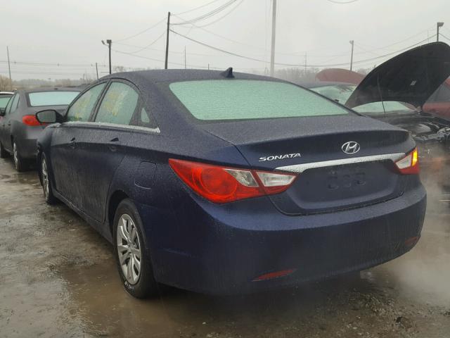 5NPEB4AC3BH152747 - 2011 HYUNDAI SONATA GLS BLUE photo 3