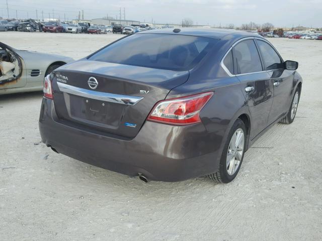 1N4AL3AP3DN484706 - 2013 NISSAN ALTIMA 2.5 BROWN photo 4