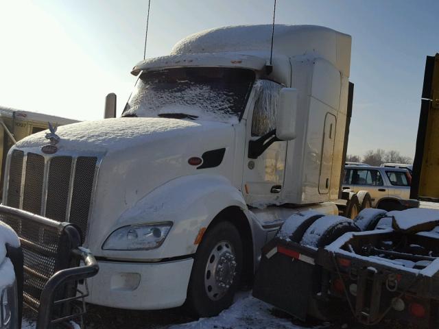 1XPBDP9X5ED234686 - 2014 PETERBILT 579 WHITE photo 2