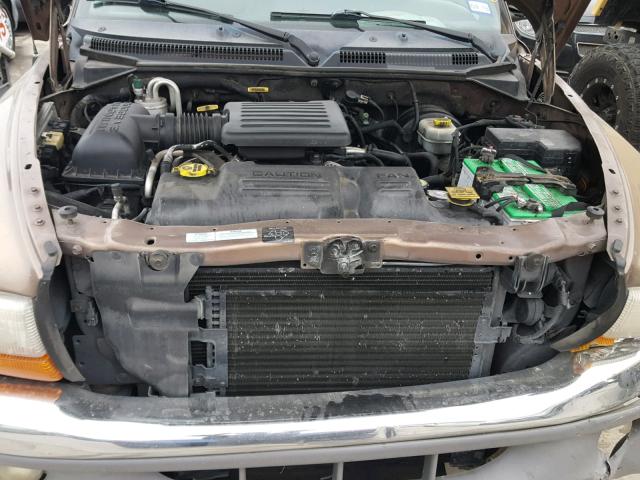 1B7GL2AN6YS693880 - 2000 DODGE DAKOTA QUA TAN photo 7