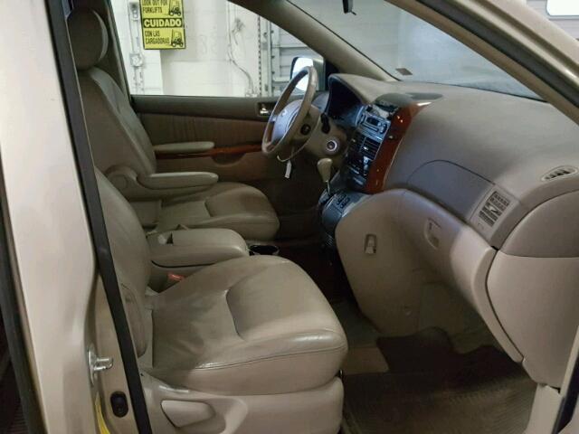 5TDZA22C34S152459 - 2004 TOYOTA SIENNA XLE TAN photo 5