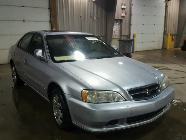 19UUA5662YA058397 - 2000 ACURA 3.2TL SILVER photo 1