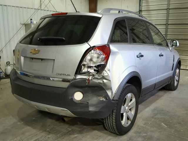 3GNAL2EK1CS561412 - 2012 CHEVROLET CAPTIVA SP SILVER photo 4