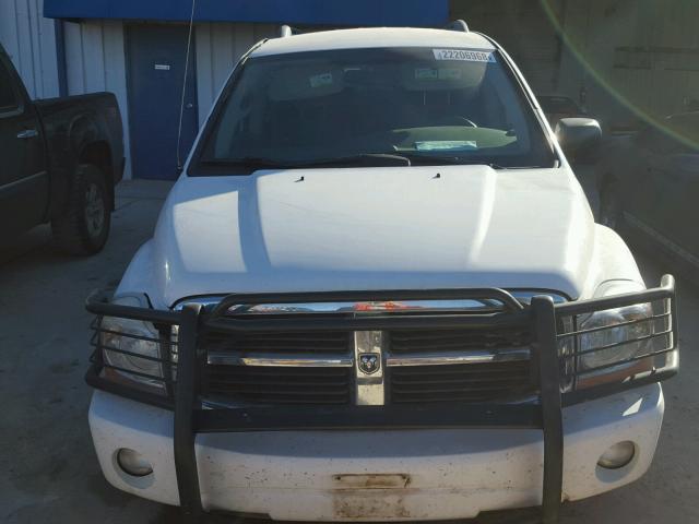 1D4HD48N64F138131 - 2004 DODGE DURANGO SL WHITE photo 9