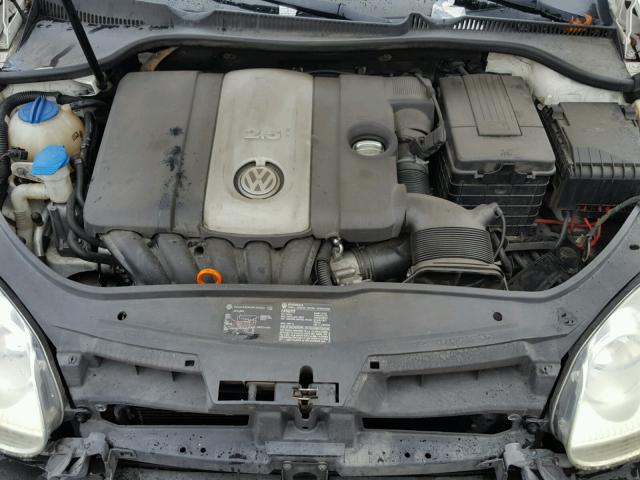 WVWBS71K67W233660 - 2007 VOLKSWAGEN RABBIT WHITE photo 7