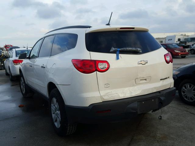 1GNKRGED2BJ108398 - 2011 CHEVROLET TRAVERSE L WHITE photo 3