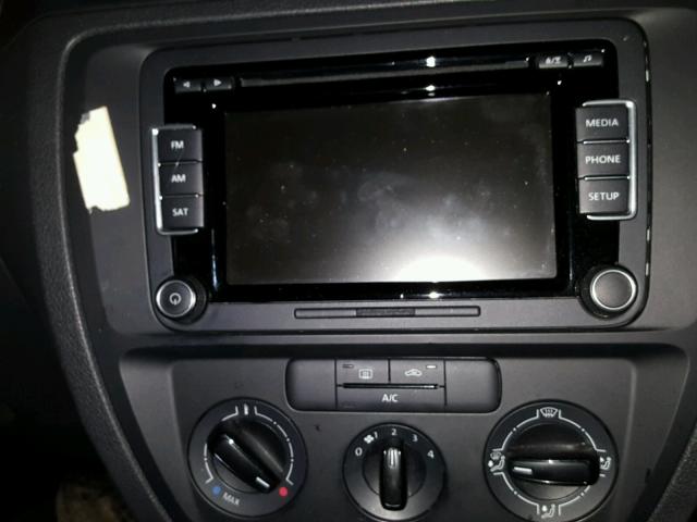 3VW2K7AJ0FM349813 - 2015 VOLKSWAGEN JETTA BASE 黑色 照片 9