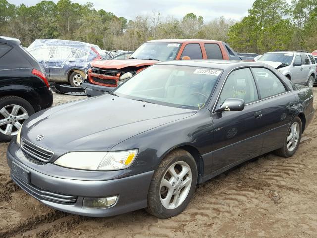 JT8BF28G215109793 - 2001 LEXUS ES 300 GRAY photo 2