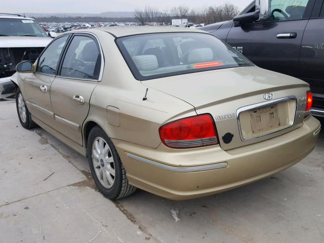 KMHWF35H13A831834 - 2003 HYUNDAI SONATA GLS GOLD photo 3