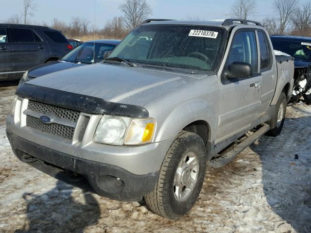 1FMZU77E03UA65266 - 2003 FORD EXPLORER S SILVER photo 2