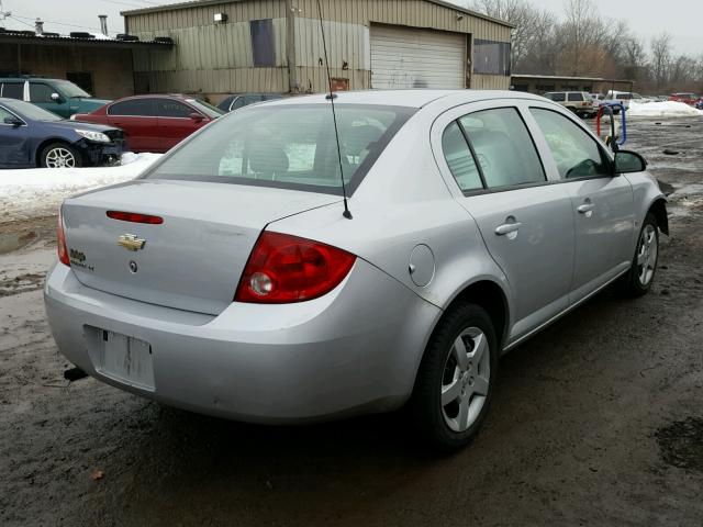 1G1AL58F887223304 - 2008 CHEVROLET COBALT LT SILVER photo 4