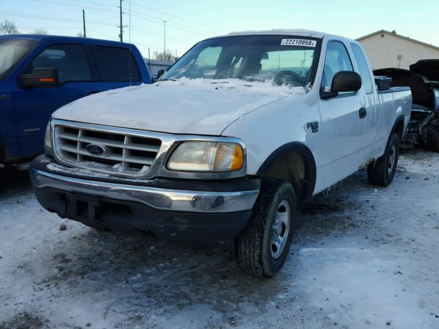 1FTRX18L7YKA22410 - 2000 FORD F150 WHITE photo 2