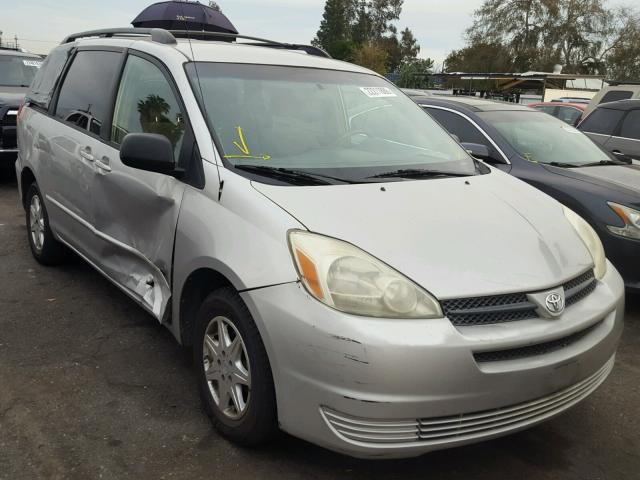 5TDZA23CX4S042264 - 2004 TOYOTA SIENNA CE SILVER photo 1