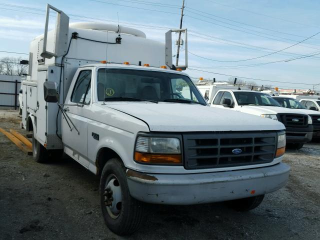 1FDKF37H8VEC16981 - 1997 FORD F350 WHITE photo 1