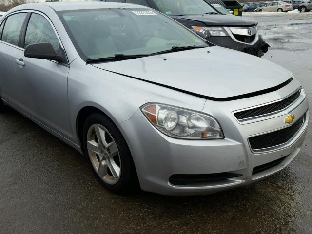 1G1ZB5E06CF105109 - 2012 CHEVROLET MALIBU LS SILVER photo 9