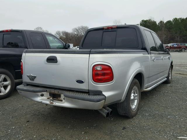 1FTRW07343KD94116 - 2003 FORD F150 SUPER BLACK photo 4