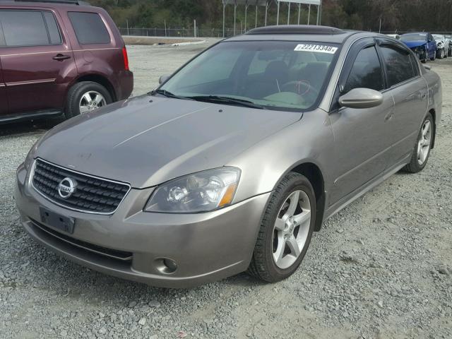 1N4BL11D05N482671 - 2005 NISSAN ALTIMA SE GRAY photo 2