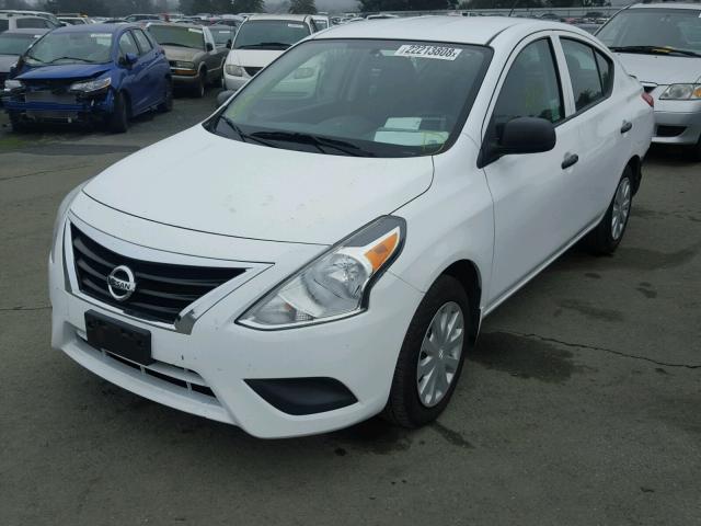 3N1CN7AP2FL924005 - 2015 NISSAN VERSA S WHITE photo 2