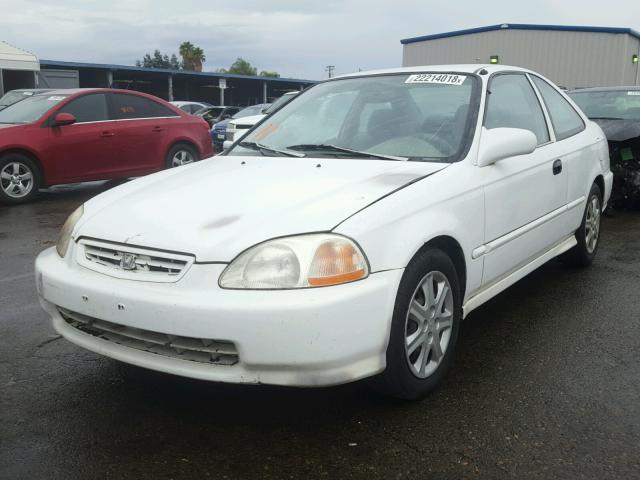 1HGEJ6122WL038103 - 1998 HONDA CIVIC DX WHITE photo 2