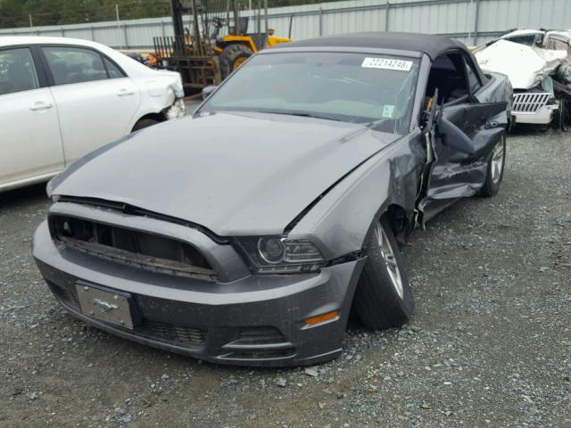 1ZVBP8EMXE5210532 - 2014 FORD MUSTANG GRAY photo 2