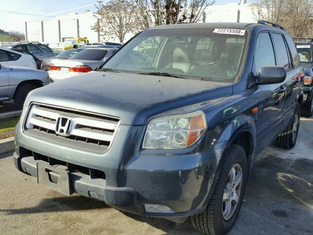 5FNYF28606B025352 - 2006 HONDA PILOT EX CHARCOAL photo 2