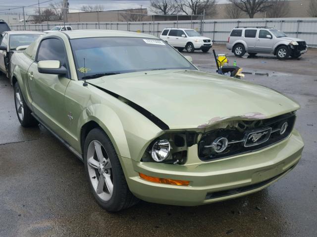 1ZVFT80N165175734 - 2006 FORD MUSTANG GREEN photo 1