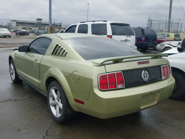 1ZVFT80N165175734 - 2006 FORD MUSTANG GREEN photo 3