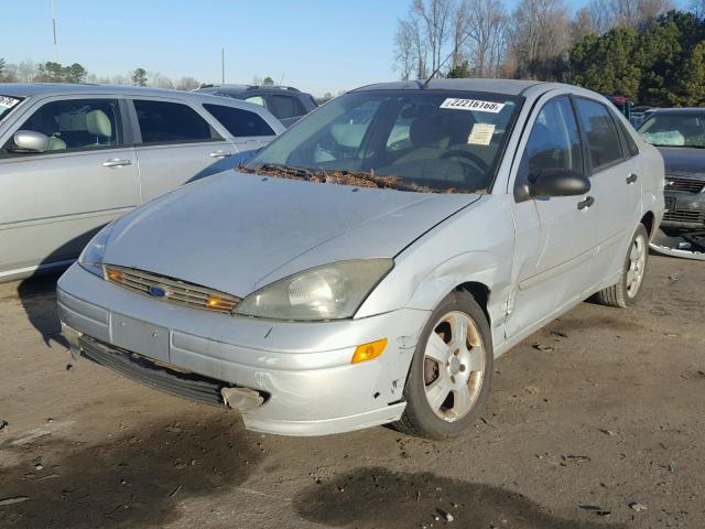 1FAFP38Z14W136947 - 2004 FORD FOCUS ZTS GRAY photo 2