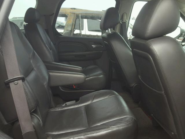 1GYUKAEF0AR111587 - 2010 CADILLAC ESCALADE GRAY photo 6