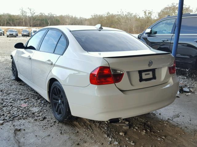 WBAVB13526KX62978 - 2006 BMW 325 I WHITE photo 3