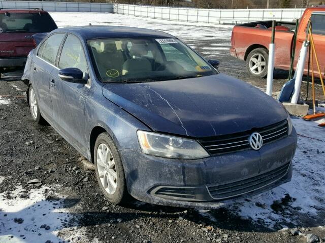 3VWD17AJ3EM434350 - 2014 VOLKSWAGEN JETTA SE BLUE photo 1