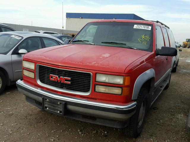 1GKFK16K8SJ723132 - 1995 GMC SUBURBAN K RED photo 2