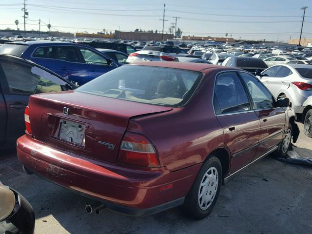 JHMCD5638RC007109 - 1994 HONDA ACCORD LX RED photo 4