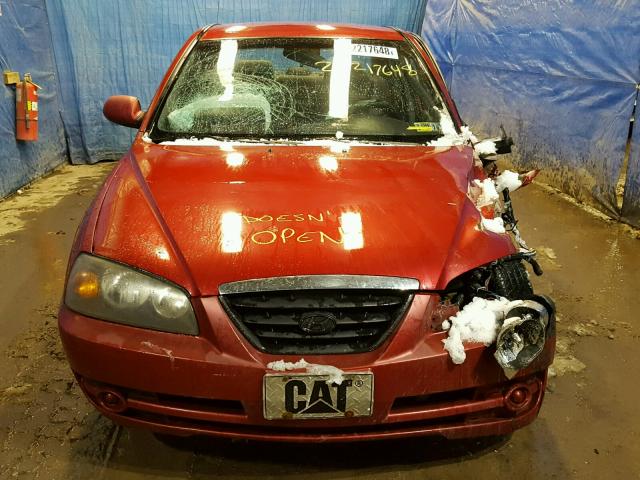 KMHDN46DX4U821749 - 2004 HYUNDAI ELANTRA GL RED photo 9