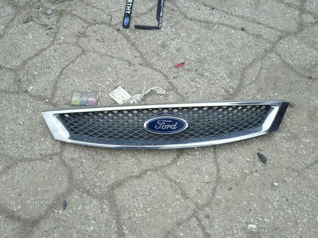 1FAFP34N35W216853 - 2005 FORD FOCUS ZX4 SILVER photo 9