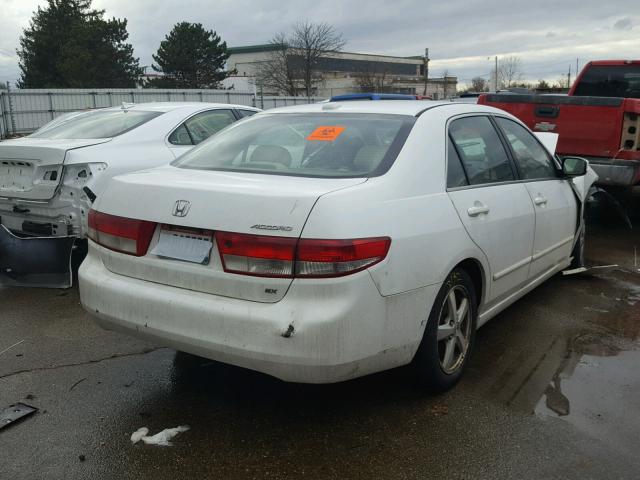 1HGCM567X4A085689 - 2004 HONDA ACCORD EX WHITE photo 4