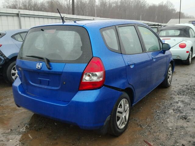 JHMGD38458S017872 - 2008 HONDA FIT BLUE photo 4