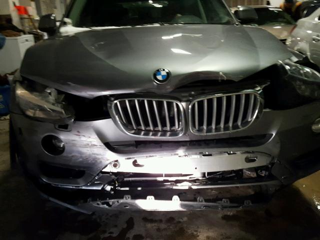 5UXWX9C59G0D88312 - 2016 BMW X3 XDRIVE2 Szary zdjęcie 9