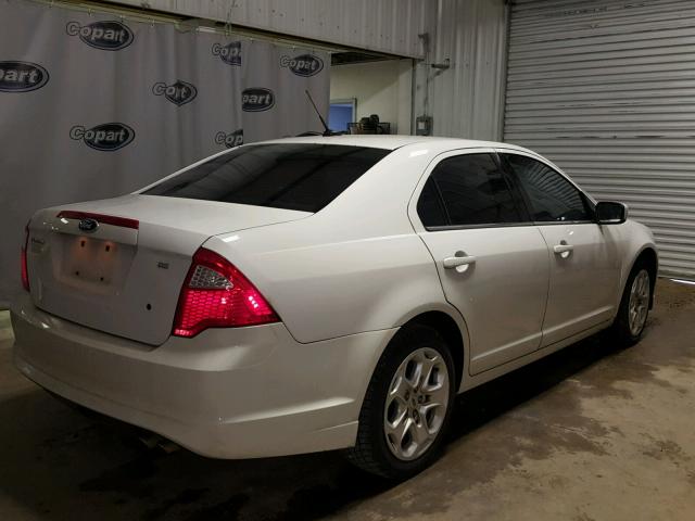 3FAHP0HAXBR300021 - 2011 FORD FUSION SE CREAM photo 4