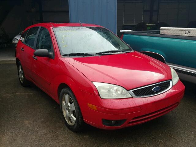 1FAFP37N17W111047 - 2007 FORD FOCUS ZX5 RED photo 1