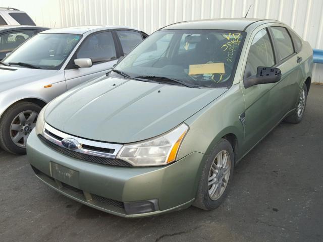 1FAHP35N28W228830 - 2008 FORD FOCUS SE GREEN photo 2