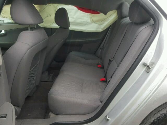 1G1ZC5E02AF199550 - 2010 CHEVROLET MALIBU 1LT 银色 照片 6