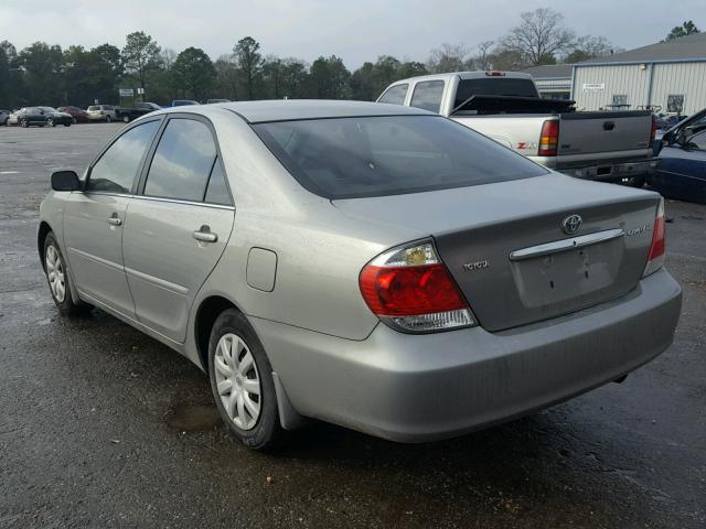 4T1BE32K56U664690 - 2006 TOYOTA CAMRY LE SILVER photo 3