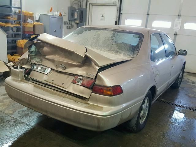 4T1BG28K4WU382715 - 1998 TOYOTA CAMRY CE TAN photo 4