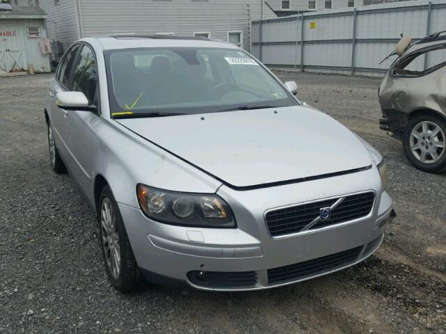 YV1MS682262220896 - 2006 VOLVO S40 T5 SILVER photo 1