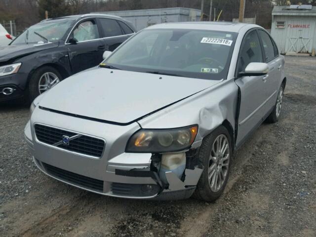YV1MS682262220896 - 2006 VOLVO S40 T5 SILVER photo 2