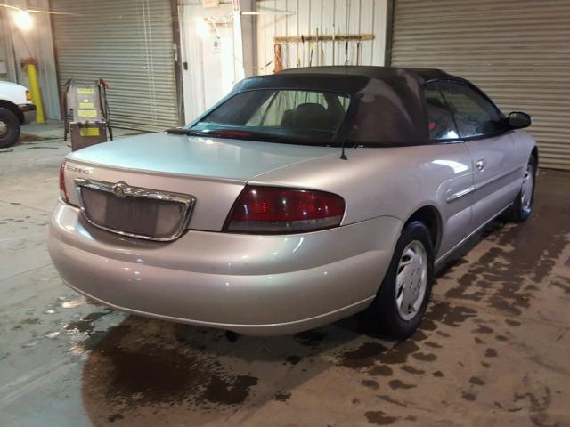 1C3EL45X05N524256 - 2005 CHRYSLER SEBRING SILVER photo 4