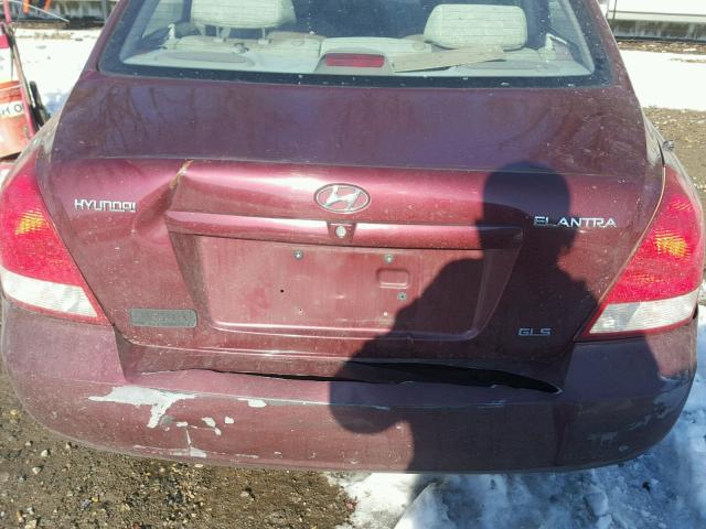 KMHDN45D31U226609 - 2001 HYUNDAI ELANTRA GL MAROON photo 9